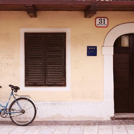 Studio Apartment Zagorka Tkalciceva Street Zagreb Exterior photo